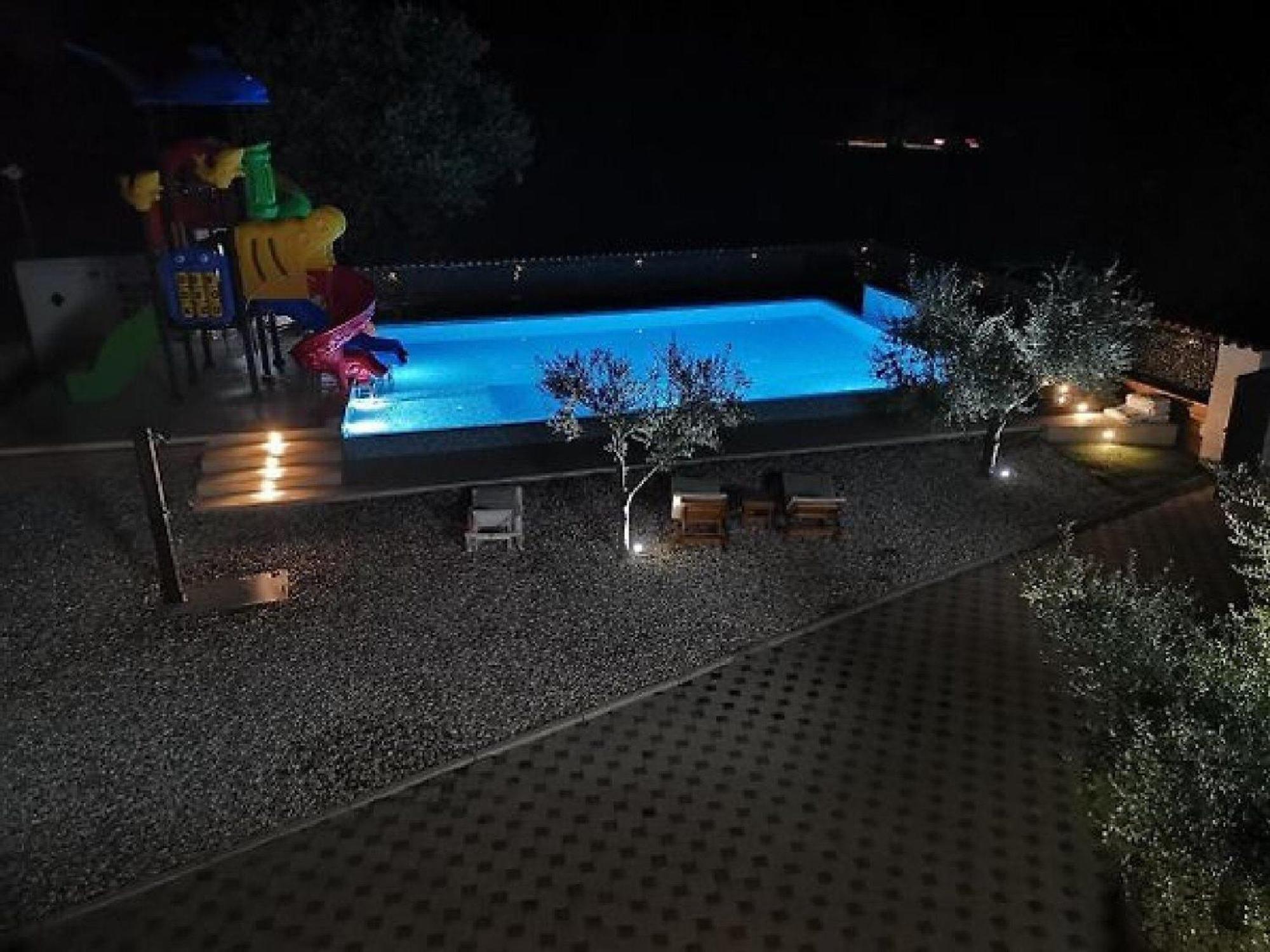 Holiday home Mobile Homes Karlo & Dino *